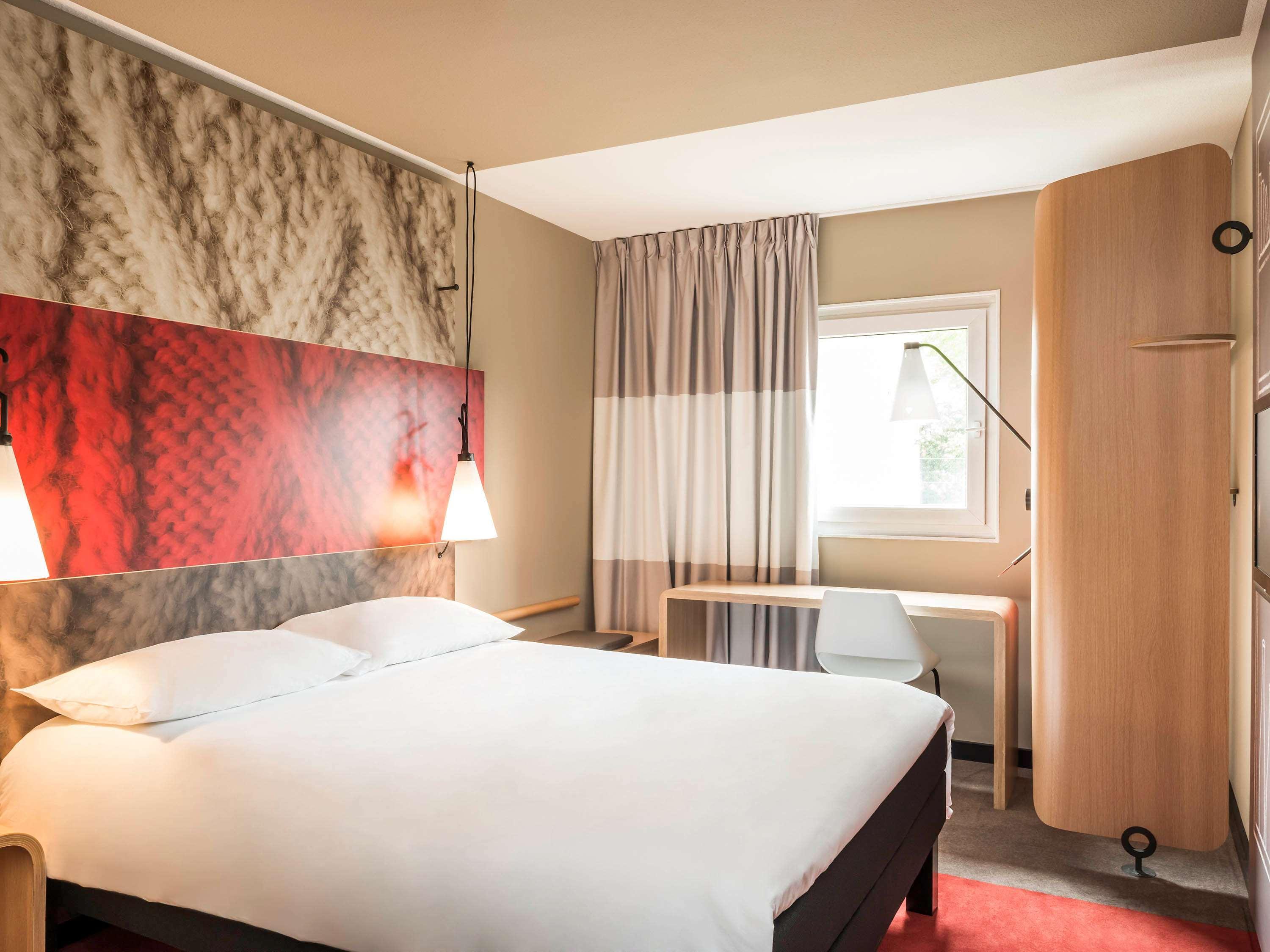 Ibis Hotel Hamburg Alster Centrum Exterior photo