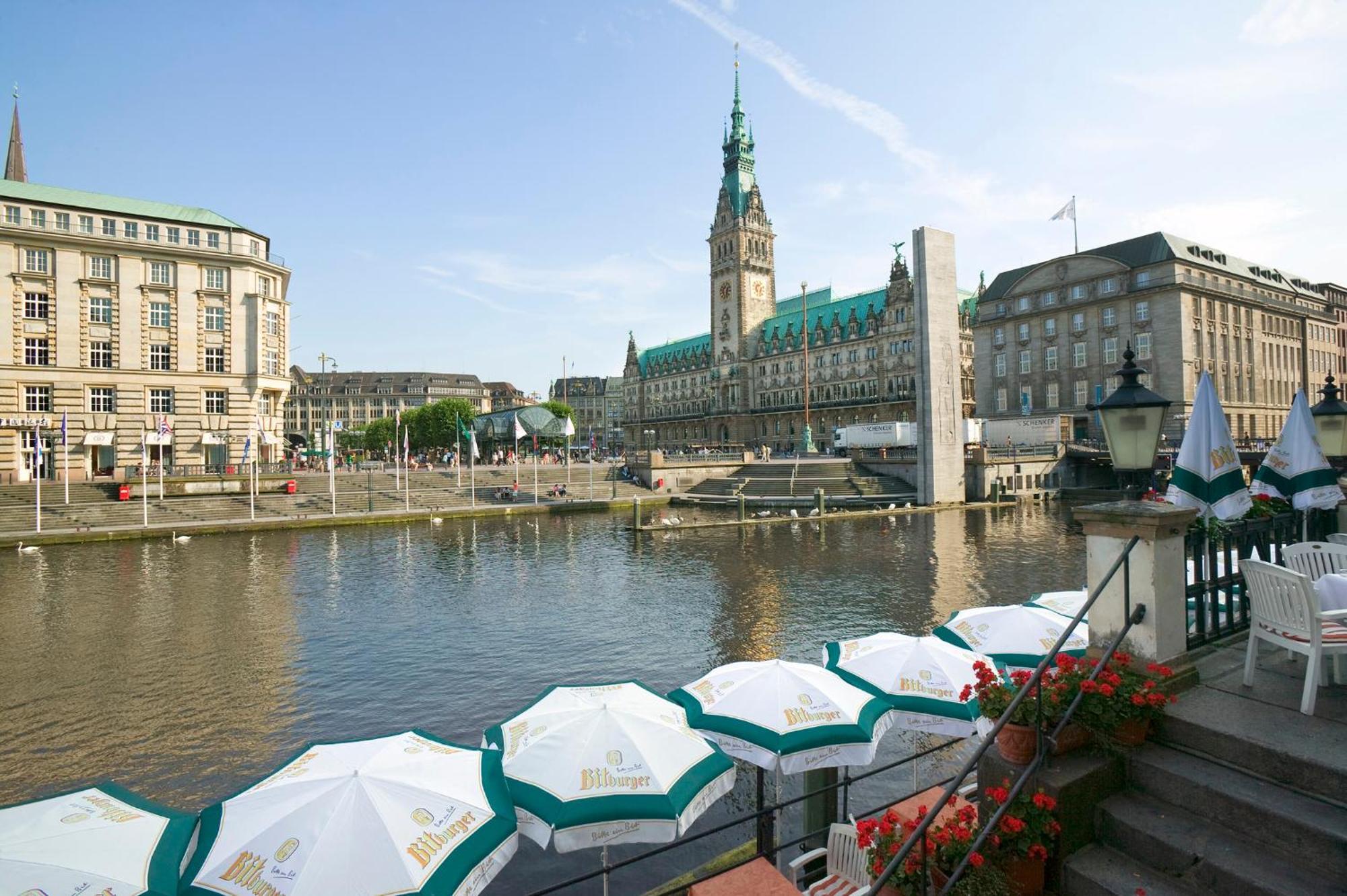 Ibis Hotel Hamburg Alster Centrum Exterior photo